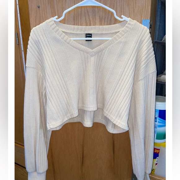 SHEIN - Beige V-neck Drop Shoulder Rib-knit Crop Tee - Picture 3 of 4